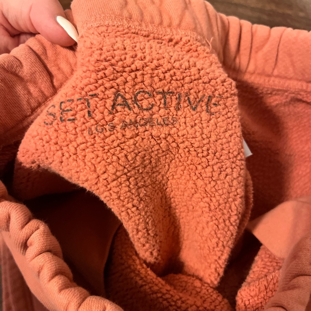 SET Active Women's orange sweat Shorts - Picture 3 of 4